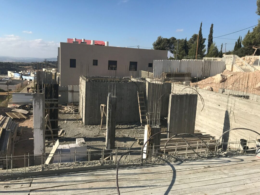 WhatsApp Image 2025-11-18 at 21.53.50