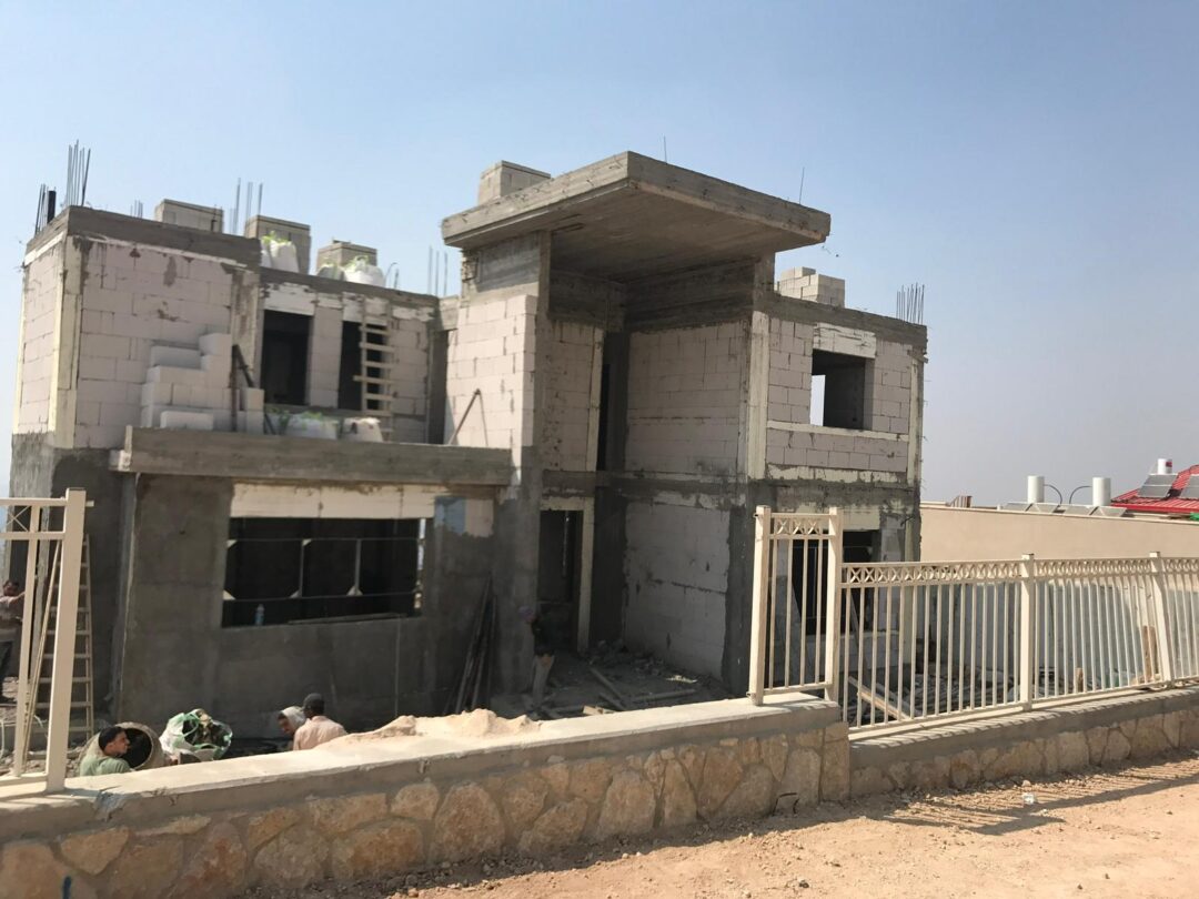 WhatsApp Image 2025-11-18 at 21.53.54 (1)