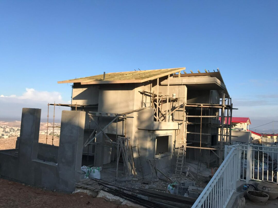 WhatsApp Image 2025-11-18 at 21.53.54